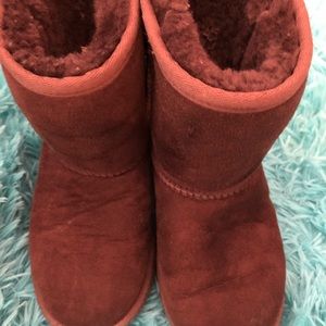 Kids Chocolate Uggs